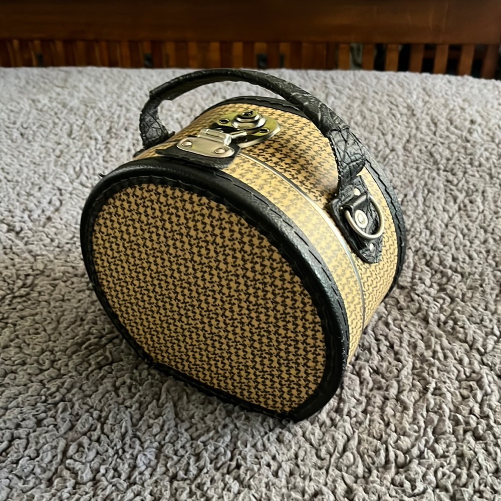 Pill box hand bag